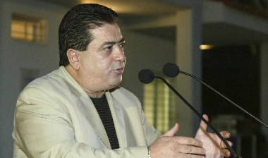 Στο προσκήνιο και πάλι ο Πηρούνιας