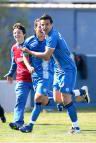 Ζαπρόπουλος και Τούλιο πανηγυρίζουν το 1-0